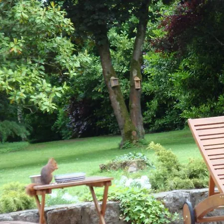 莱斯埃库茹斯酒店