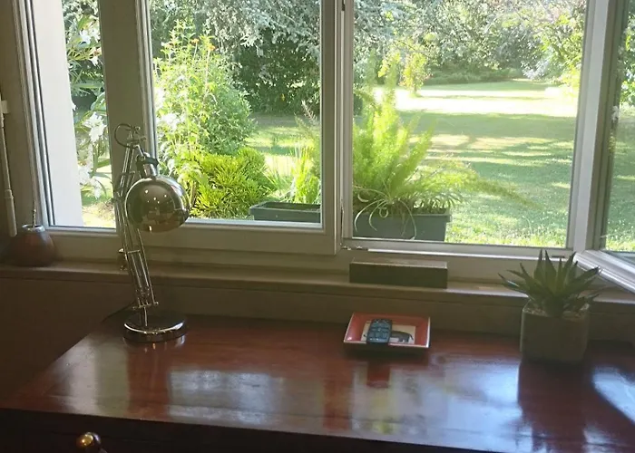 Les Ecureuils Bed & Breakfast Bougligny